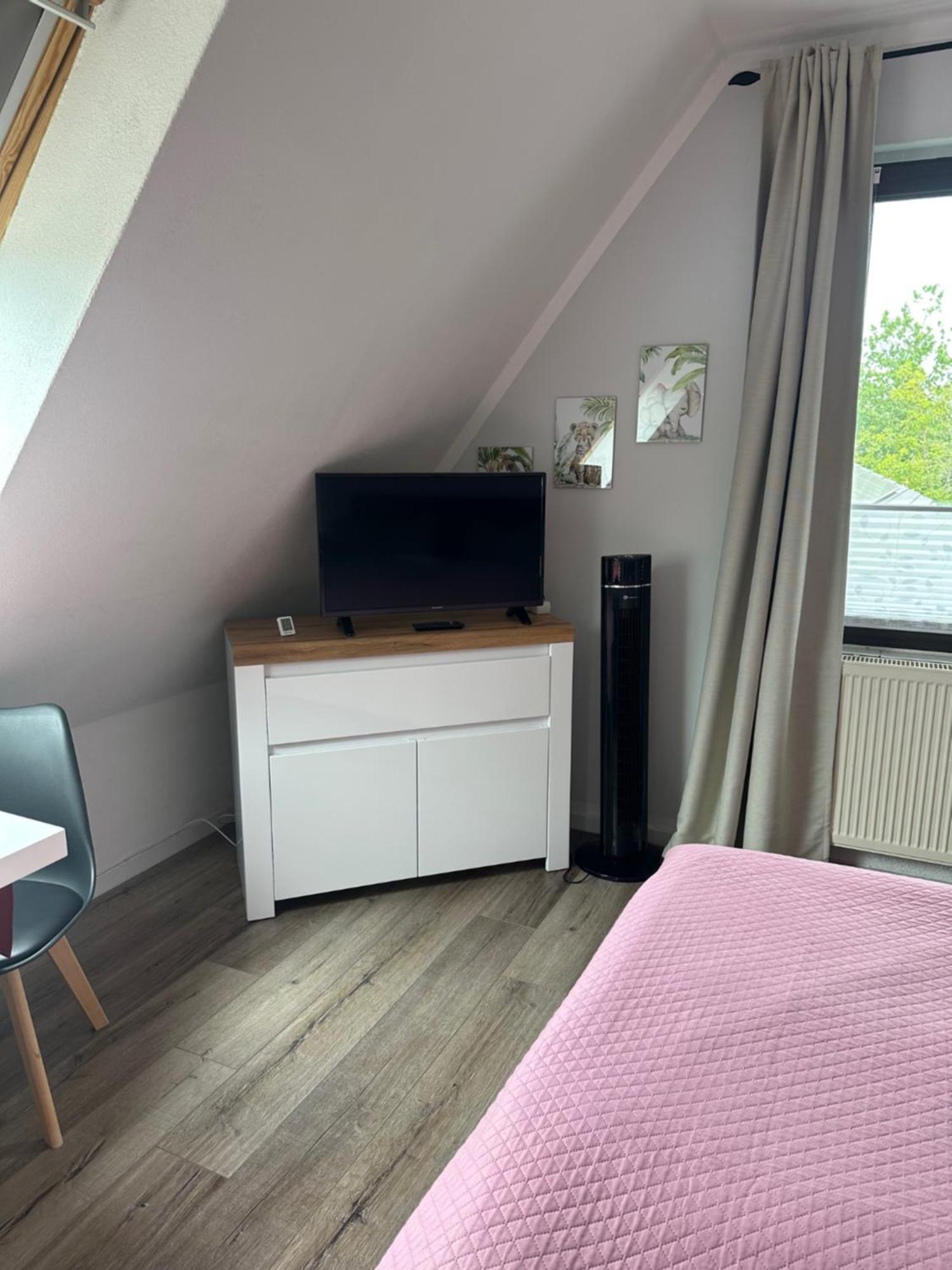 Ferienwohnung Am Park Lipsia Esterno foto